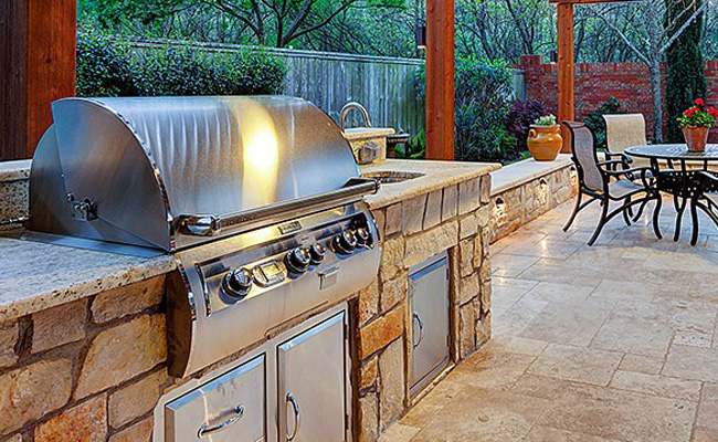 Outdoor Kitchens